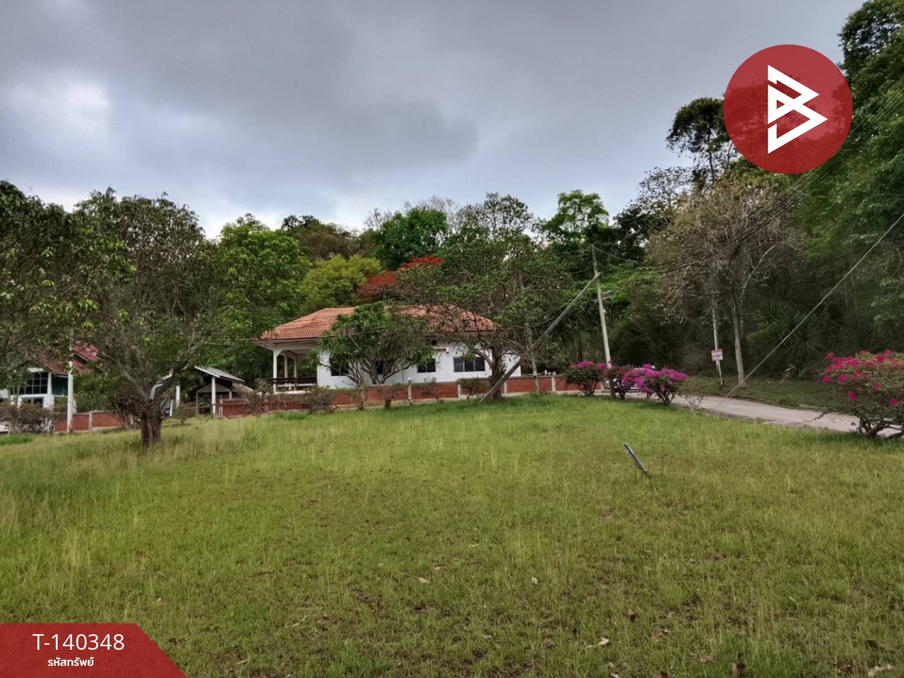 Land for sale, area 1 ngan 97 sq m, Pak Chong, Nakhon Ratchasima. Land for sale, area 1 ngan 97 sq m, Pak Chong, Nakhon Ratchasima.