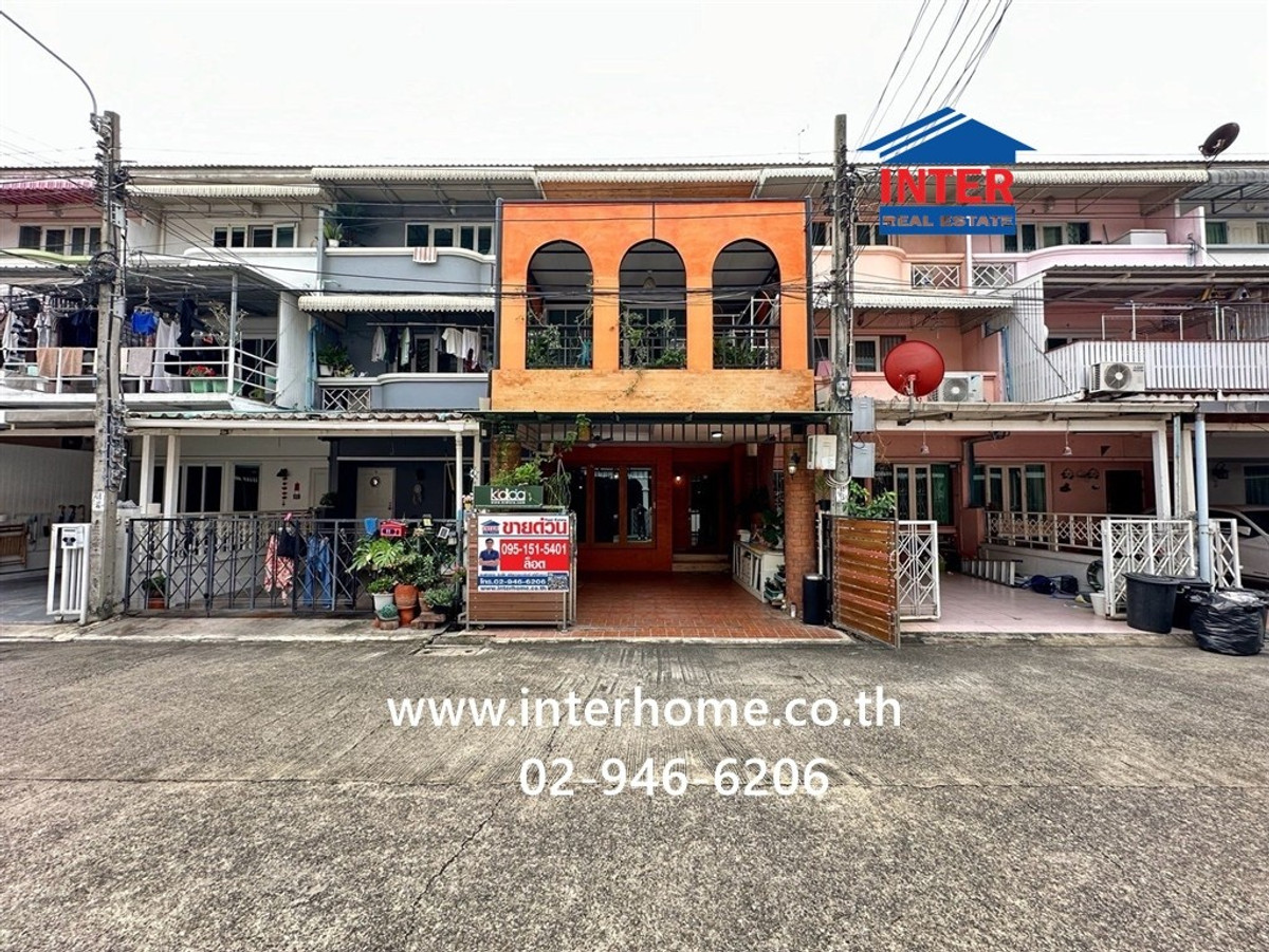 ทาวน์เฮ้าส์ 3 ชั้น 21.2 ตร.ว. หมู่บ้านสวนธนพาร์ค แกลเลอรี่ รัตนาธิเบศร์ ซอยรัตนาธิเบศร์28 ถนนรัตนาธิเบศร์ ถนนติวานนท์ ถนนเลี่ยงเมืองนนทบุรี เมืองนนทบุรี นนทบุรี