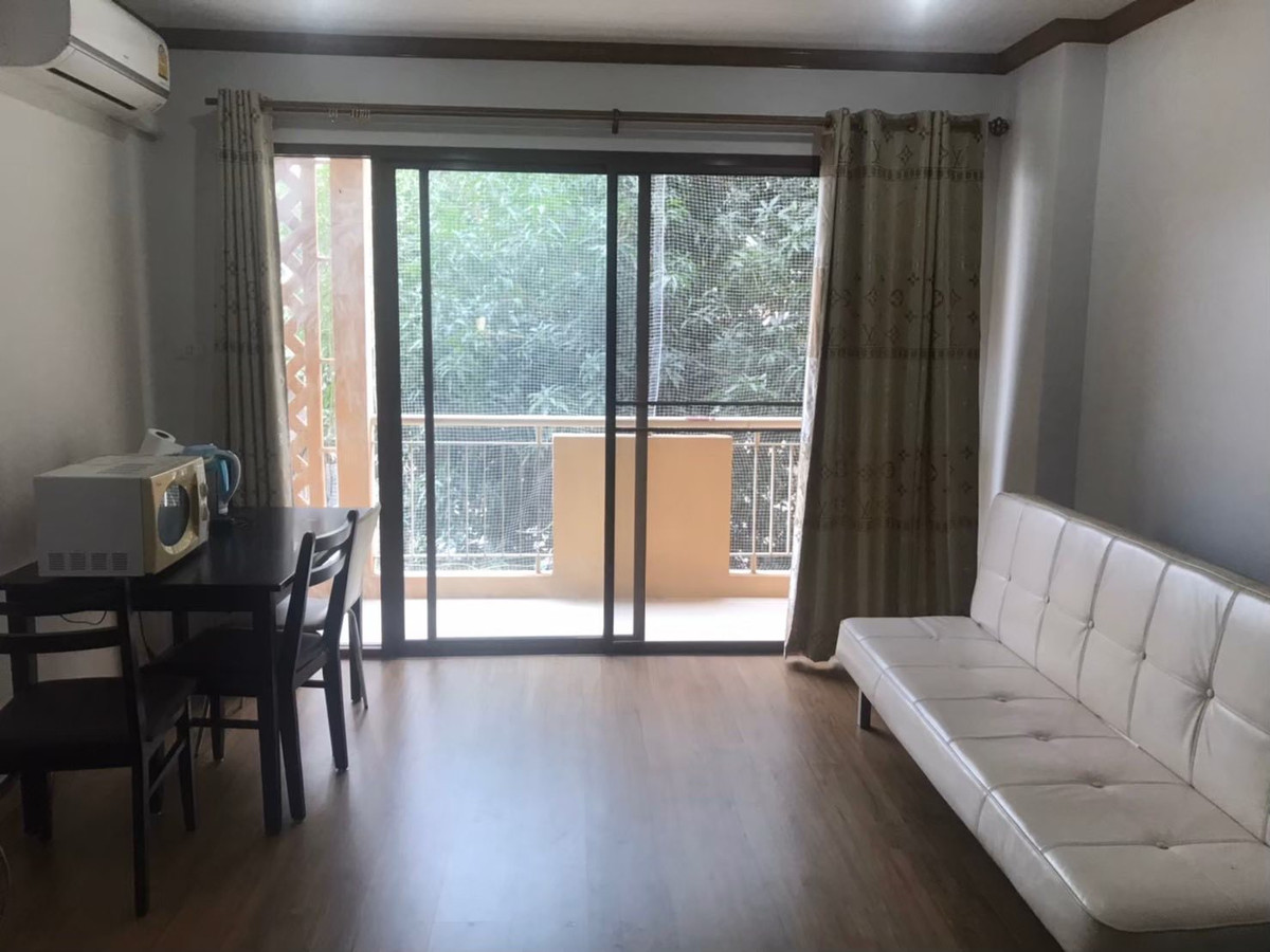 Condo for sale, large room, newly renovated, ready to move in 🔥 Klangkrung Resort Ratchada 7, Klang Krung Resort, Ratchadaphisek Soi 7 📍near MRT Huai Khwang Condo for sale, large room, newly renovated, ready to move in 🔥 Klangkrung Resort Ratchada 7, Klang Krung Resort, Ratchadaphisek Soi 7 📍near MRT Huai Khwang