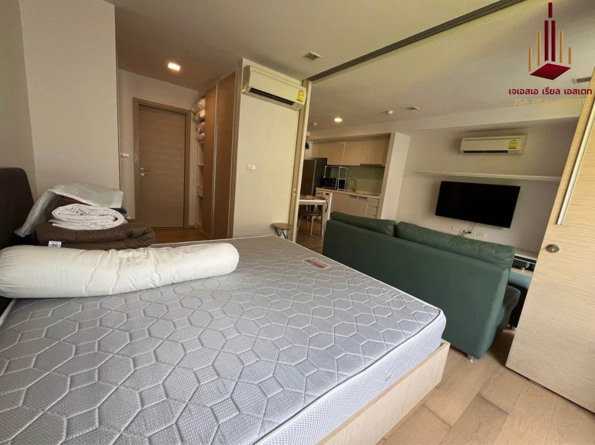 ✨ For Sale: LIV@49 Condo ✨ 💰 Only 5,700,000 THB ✨ For Sale: LIV@49 Condo ✨ 💰 Only 5,700,000 THB