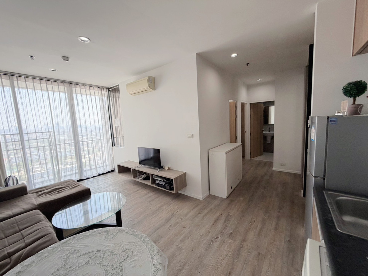 RENT !! Condo The Issara Ladprao, MRT Ladprao, 2 Beds, Fl. 24, Area 52 sq.m., Rent 28,000 Baht RENT !! Condo The Issara Ladprao, MRT Ladprao, 2 Beds, Fl. 24, Area 52 sq.m., Rent 28,000 Baht