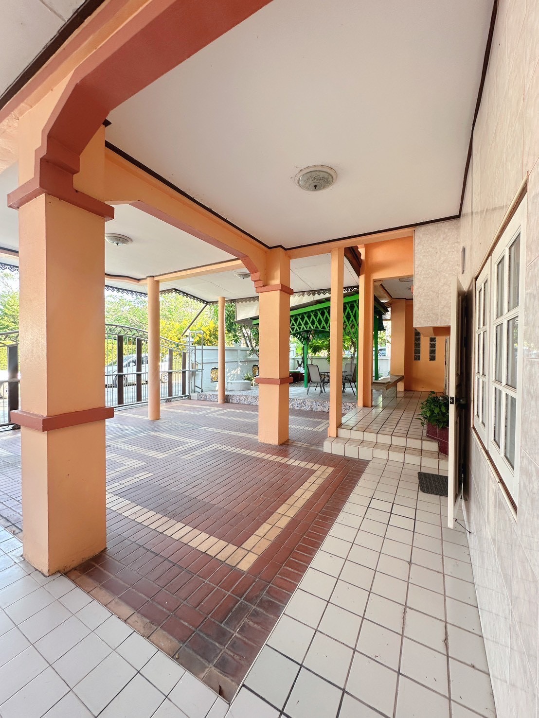ขายบ้านเดี่ยว หมู่บ้านปรีชาศรีนครินทร์ - หนามแดงบางพลี  |  4 ห้องนอน 6 ห้องน้ำ 81 ตรว. – รูปที่ 2