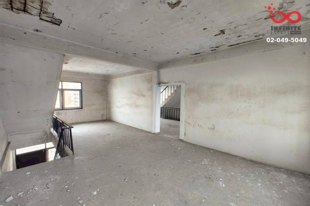 Commercial building for sale, 3 units, 60 sq m, Soi Rangsit-Pathum Thani 2, near Future Park. – รูปที่ 2