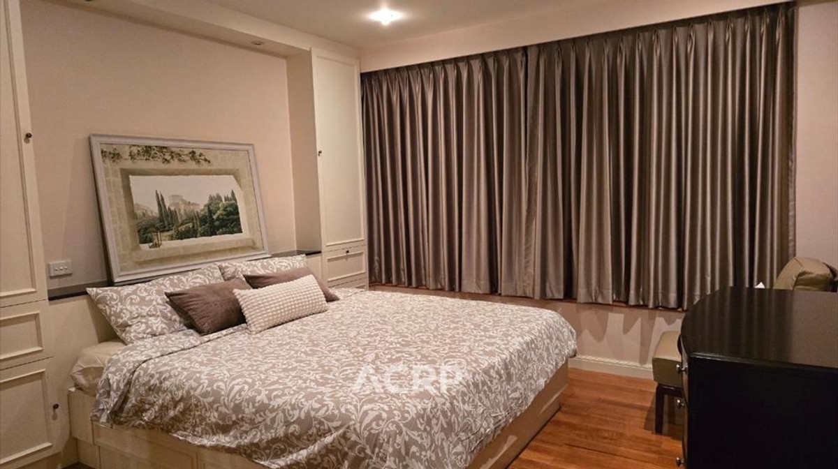 ✨ Rare Freehold Deal! Langsuan Ville – 97 sq.m. Large 1Bed+Study. For Sale 17.5 MB. Prime Langsuan ✨ Rare Freehold Deal! Langsuan Ville – 97 sq.m. Large 1Bed+Study. For Sale 17.5 MB. Prime Langsuan