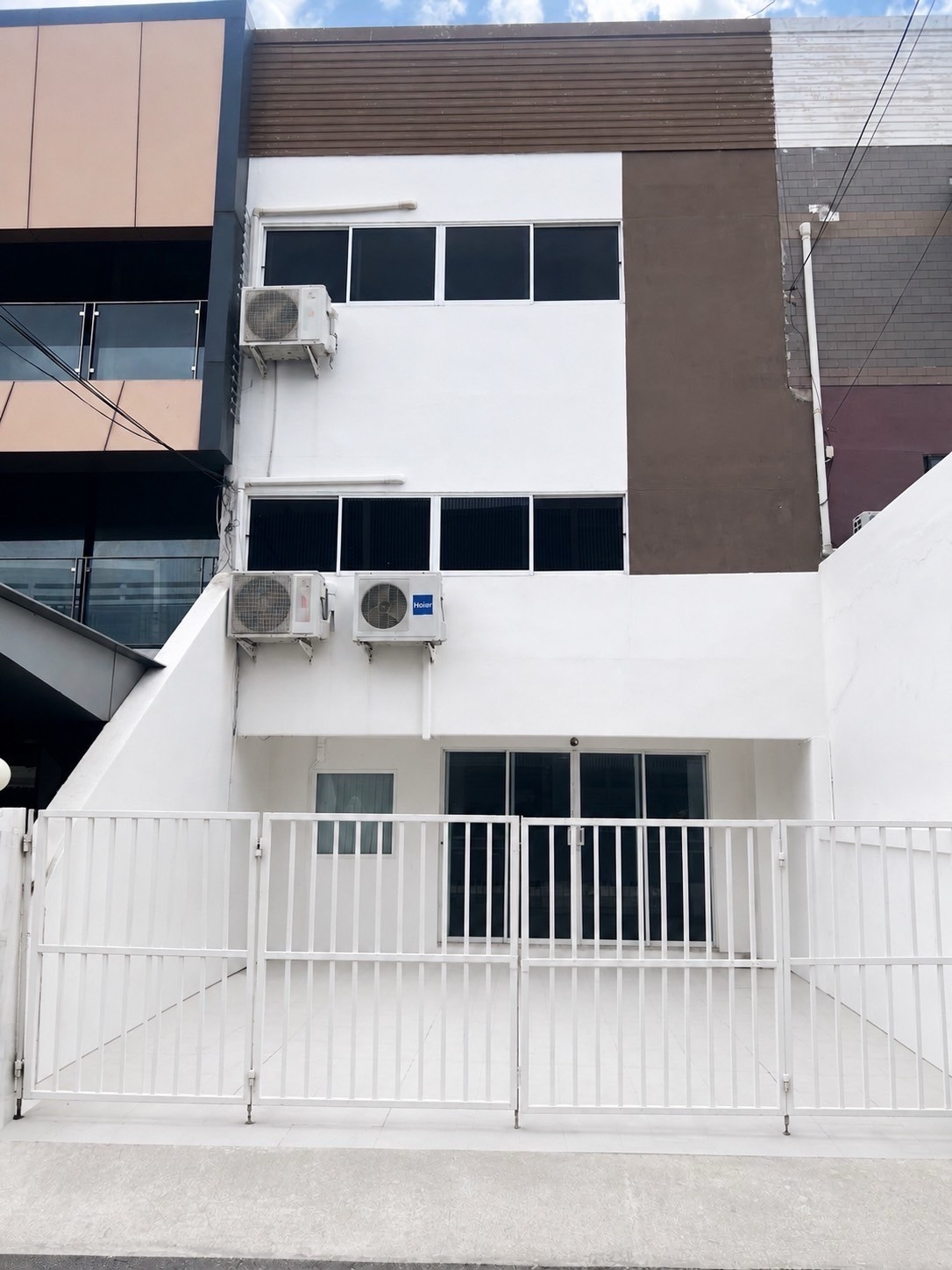 ให้เช่าทาวน์โฮม (นอกโครงการ) ถนนประชาชื่น ซอยเสริมสุข ให้เช่าทาวน์โฮม (นอกโครงการ) ถนนประชาชื่น ซอยเสริมสุข