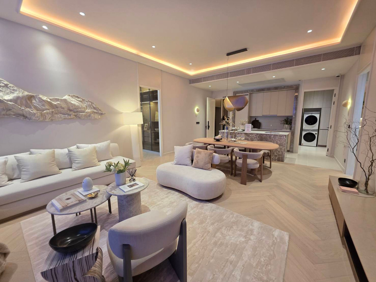STILL Sukhumvit 20: 85sqm. 2bed 2bath corner unit 30,900,000 Am: 0656199198 STILL Sukhumvit 20: 85sqm. 2bed 2bath corner unit 30,900,000 Am: 0656199198