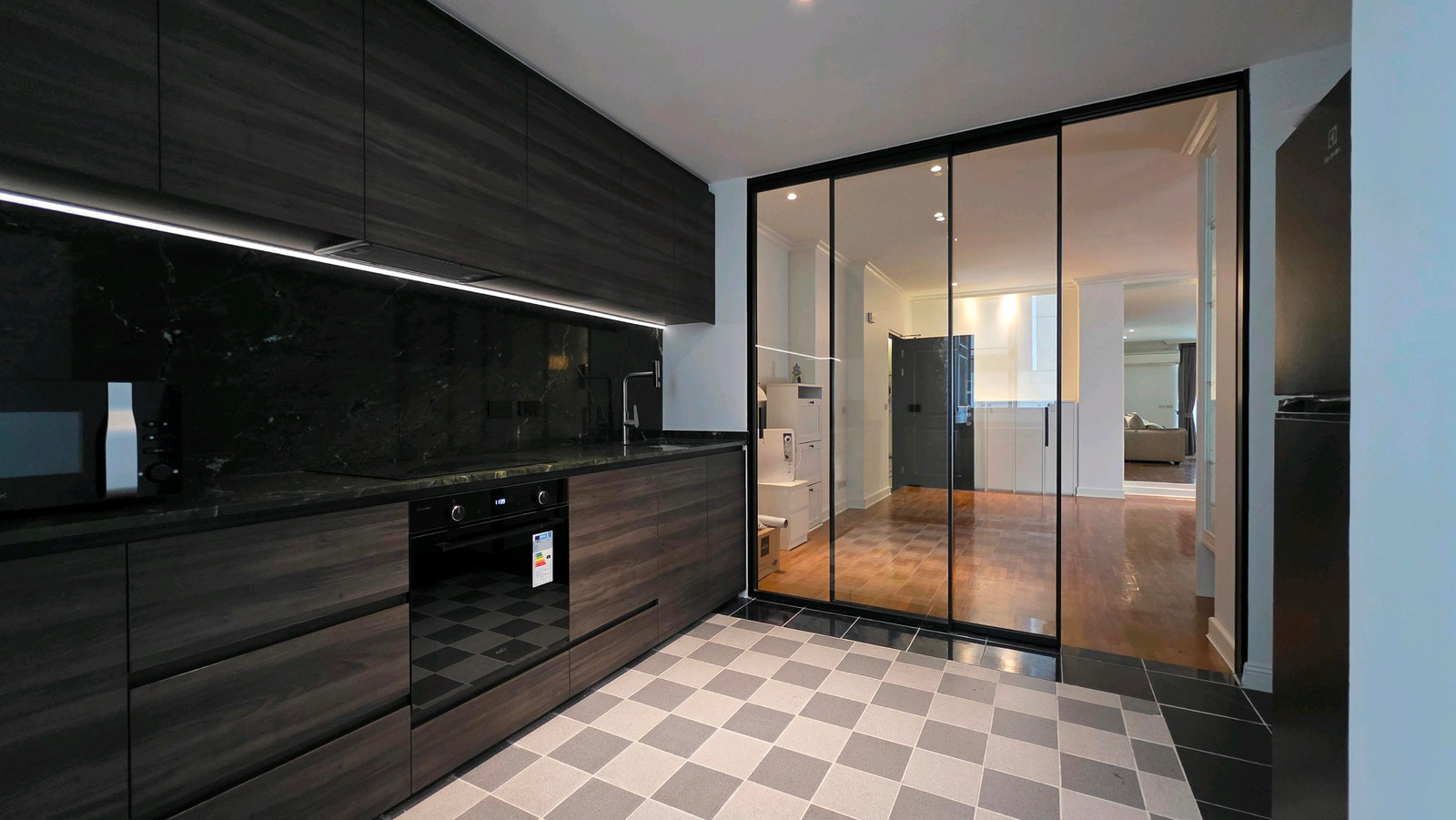 📌 (Noble House Ruamruedee) 🔥 134.2 ตร.ม. 2 ห้องนอนใหญ่ ห้องมุม!) ปรับปรุงครัวใหม่! ถนนร่วมฤดี ใกล้ One Bangkok! ในย่านร่วมฤดีที่เป็นห้องใหญ่ พร้อมแต่ง Built-in [เช่า] – รูปที่ 2