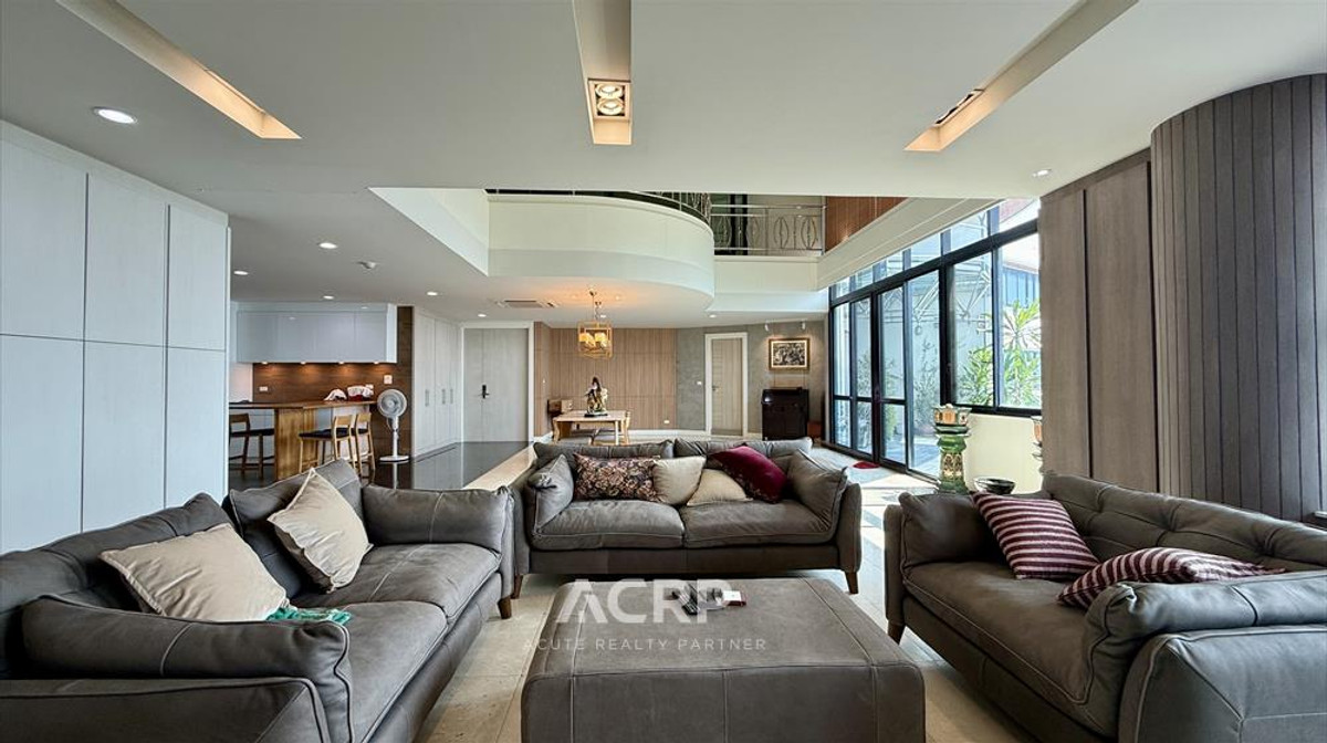 ขาย Penthouseหรูริมน้ำ Royal River Place พระราม3 พื้นที่586ตร.ม. ขาย Penthouseหรูริมน้ำ Royal River Place พระราม3 พื้นที่586ตร.ม.