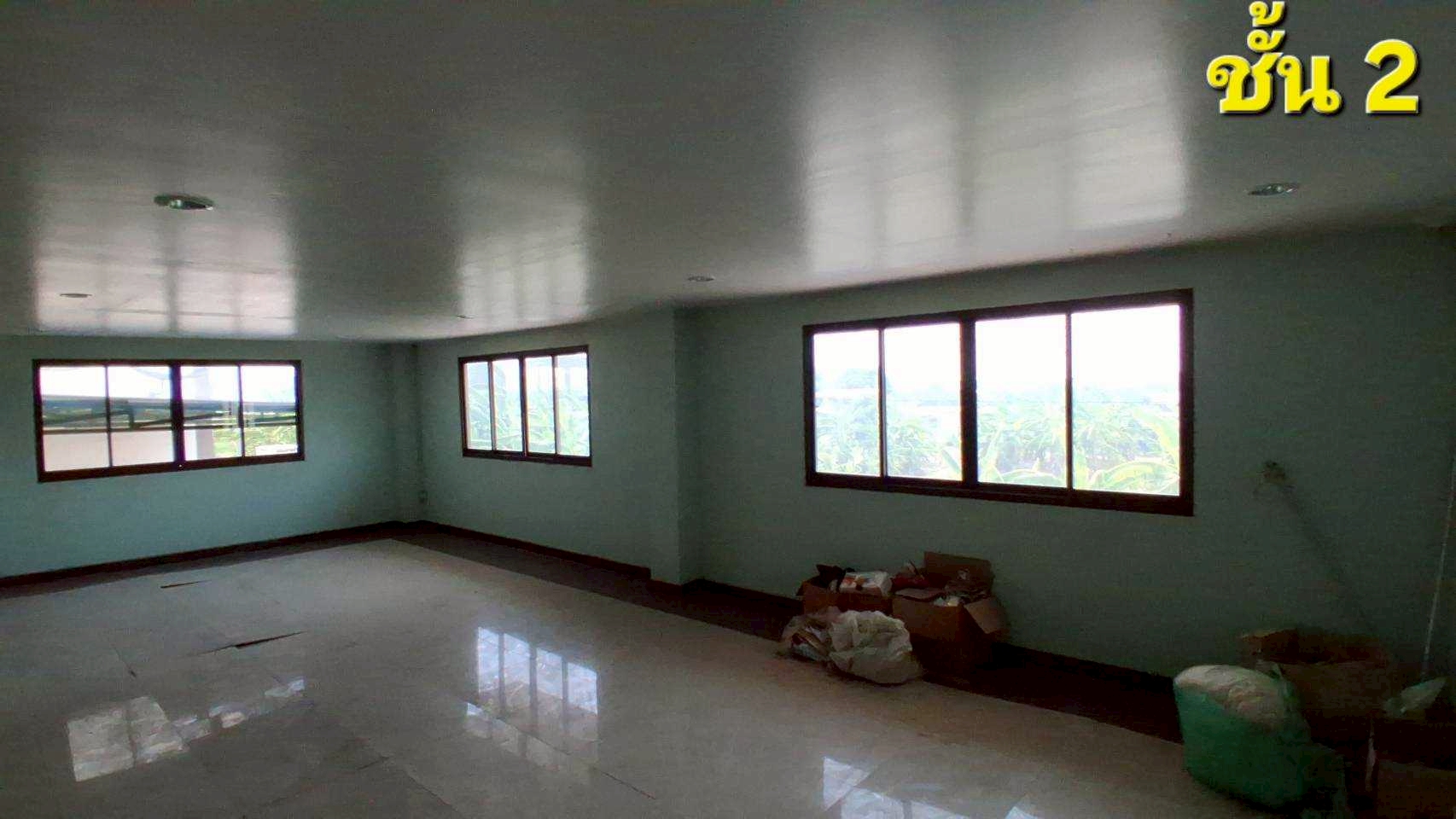 PZ1162 3-story office building for sale with warehouse, area 154 sq m, usable area 400 sq m, Soi Yu Charoen 1, only 2.5 km from Rama 2 Road, Khok Krabue Subdistrict, Mueang District, Samut Sakhon Province. – รูปที่ 3