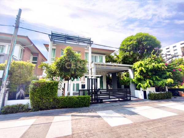 ขายบ้านเดี่ยวหลังมุม The Gallery House Pattern ลาดพร้าว 1 ความเป็นส่วนตัวระดับพรีเมียม ใจกลางทำเลศักยภาพ No.50-HH-69012 ขายบ้านเดี่ยวหลังมุม The Gallery House Pattern ลาดพร้าว 1 ความเป็นส่วนตัวระดับพรีเมียม ใจกลางทำเลศักยภาพ No.50-HH-69012