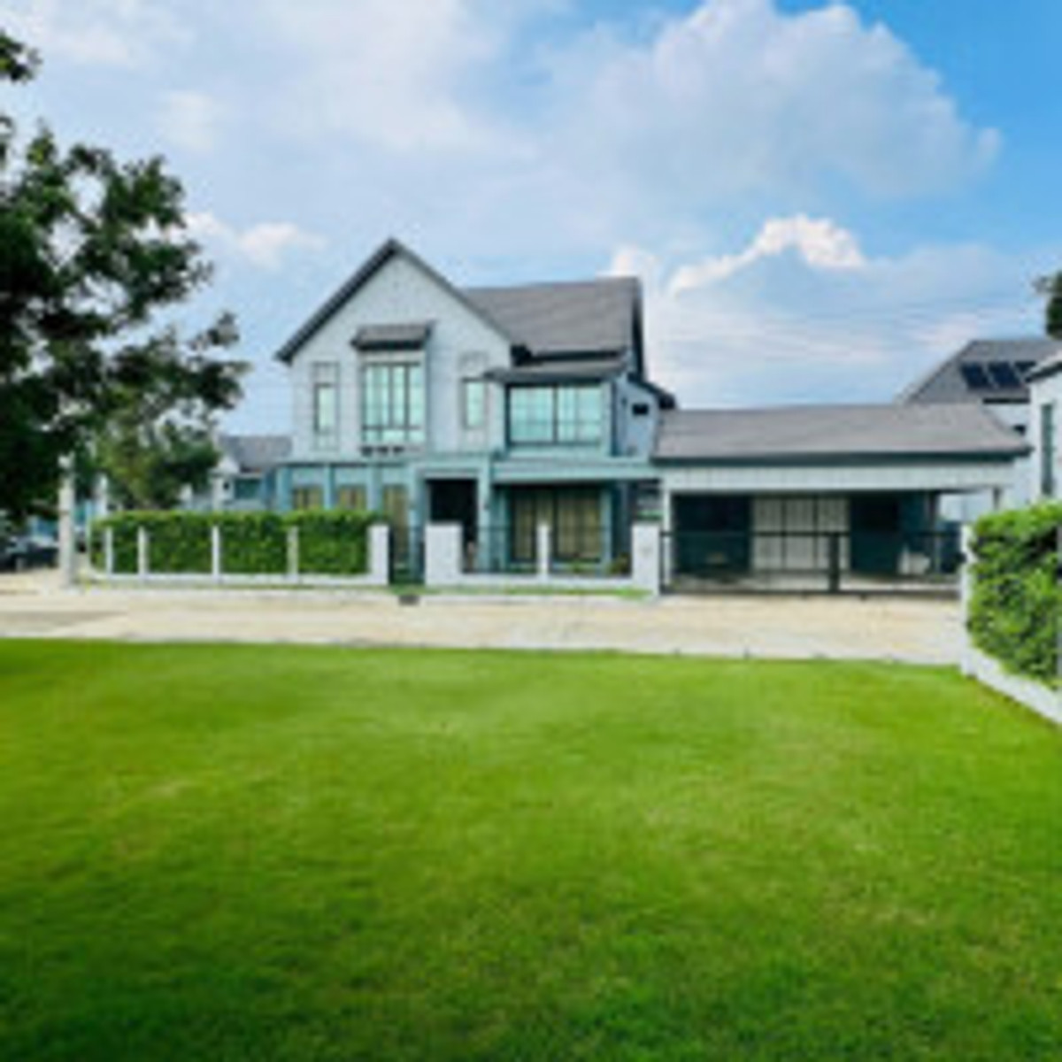 ขายบ้านหรู สราญสิริ เทียนทะเล 30 ที่ดินใหญ่ 113 ตร.ว. 13.5 ล้าน มีบ้านรับรองแยกส่วน 5 นอน 5 น้ำ ติดตั้งโซล่าเซลล์ พื้นที่ใช้สอย 264 ตร.ม. ทิศใต้รับลมดีมาก  – รูปที่ 3