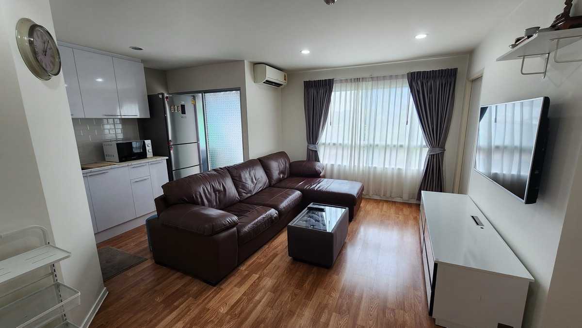 Urgent for sale/rent, near BTS Sri Thepha, only 350 m., room to live in, never rented out. Urgent for sale/rent, near BTS Sri Thepha, only 350 m., room to live in, never rented out.