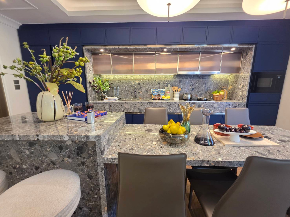 Via 34 (Sukhumvit 34): 3bed 3bath 146.25sqm. from 40 million corner unit Am: 0656199198 Via 34 (Sukhumvit 34): 3bed 3bath 146.25sqm. from 40 million corner unit Am: 0656199198