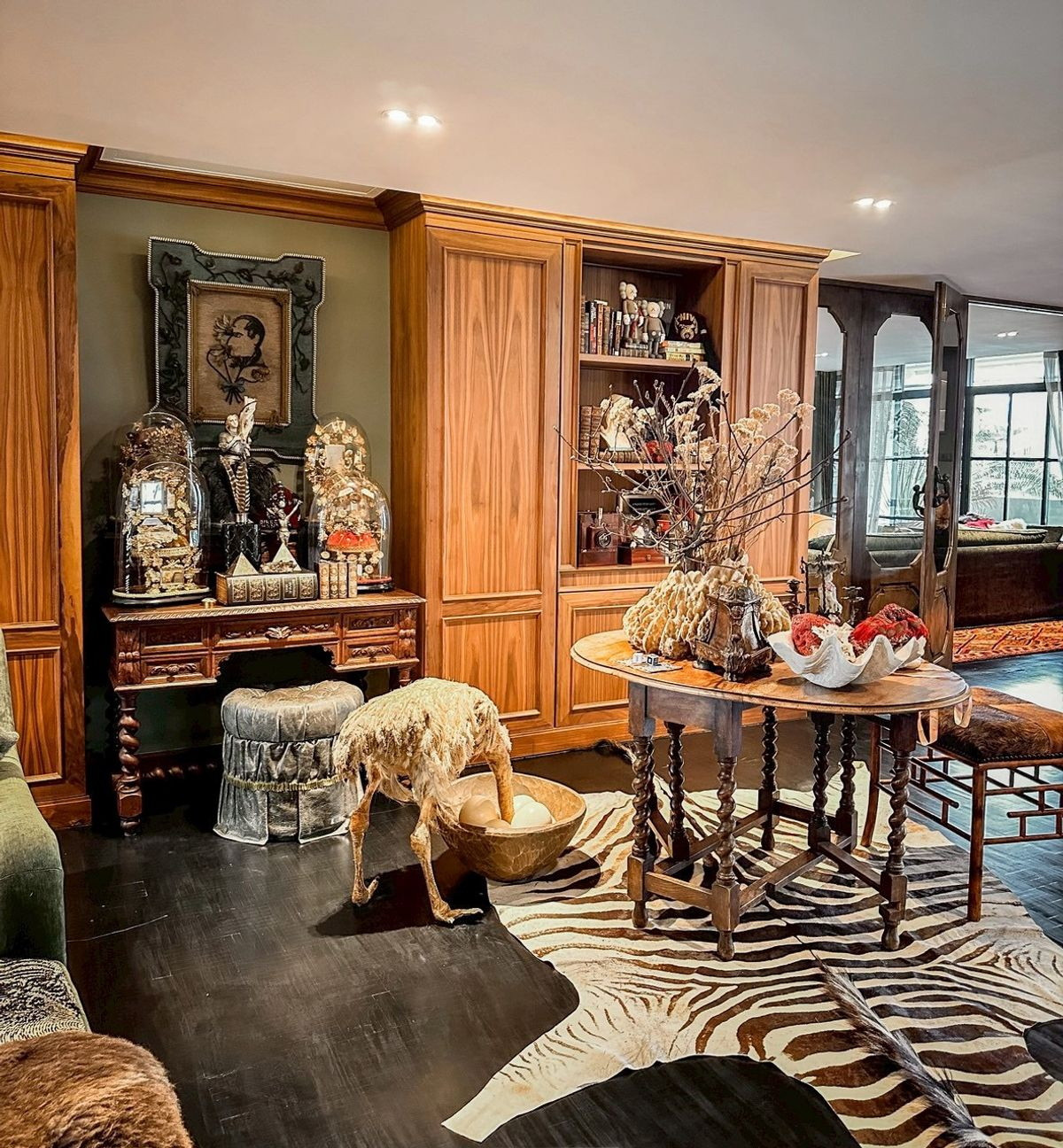 High-End atypical renovated 3 bedrooms Sukhumvit 39 High-End atypical renovated 3 bedrooms Sukhumvit 39