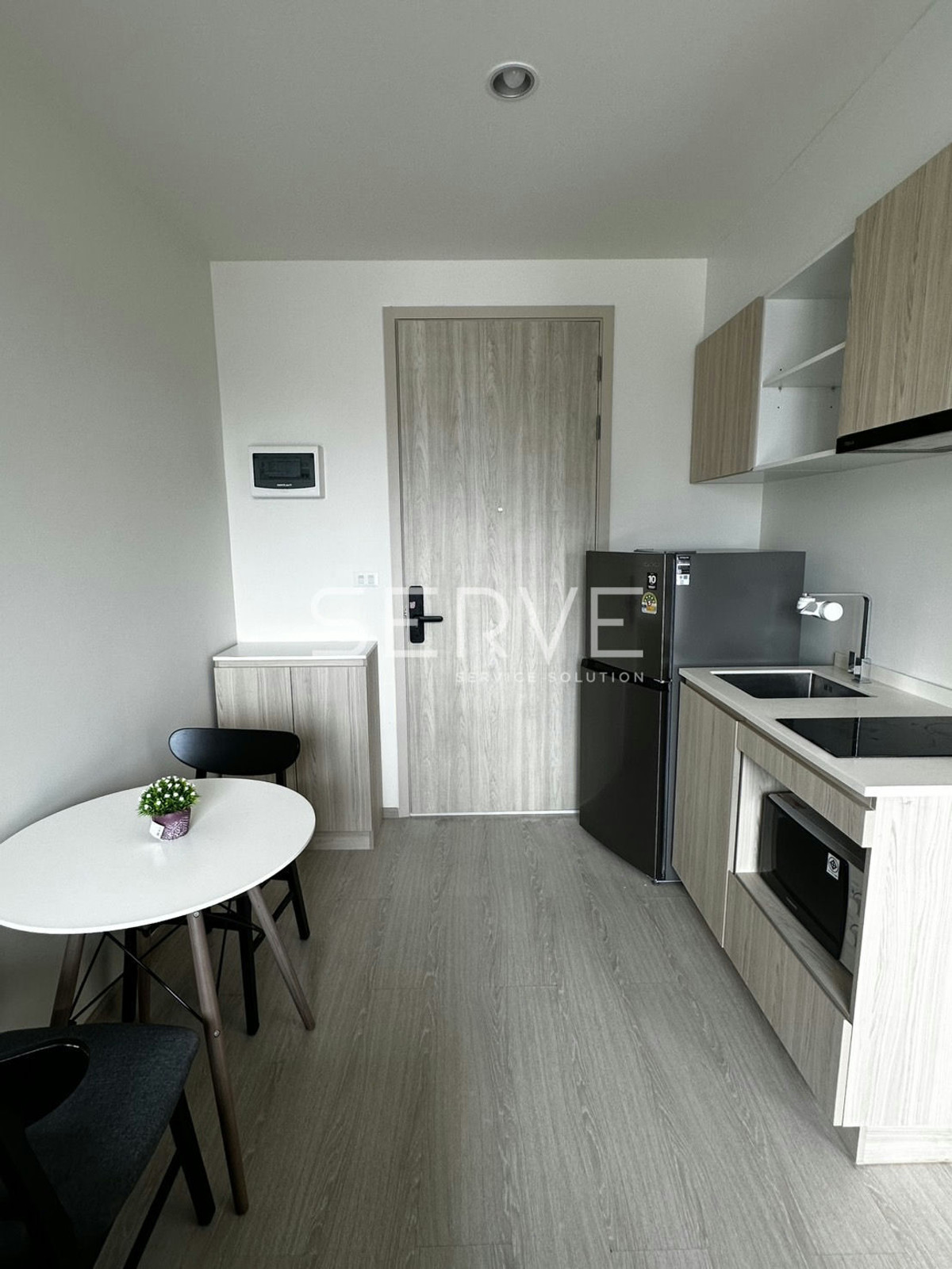 1 Bed Free Wifi Nice Room Super High Floor 30+ Good Location Close to MRT Lat Phrao 150 m  @ Nue Noble Ratchada Lat Phrao
