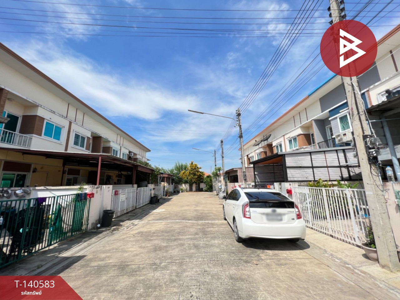 ขายหรือเช่า ทาวน์เฮ้าส์ หมู่บ้านพาร์ควิลเลจ 4 ลาดหลุมแก้ว-ปทุมธานี – รูปที่ 2