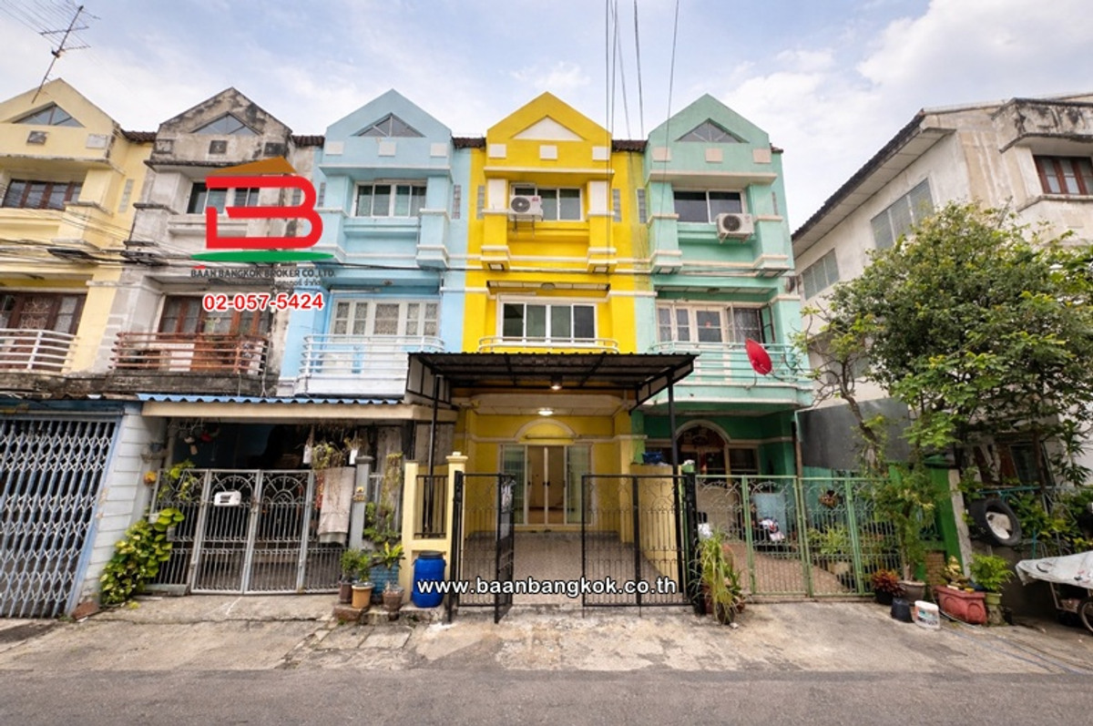 ทาวน์โฮม เนื้อที่ 19 ตร.ว. หมู่บ้านเกษราคลาสสิคโฮม (ซ.17), (ซอยเสรีไทย 81/2) ถนนเสรีไทย-สวนสยาม แขวงคันนายาว เขตคันนายาว