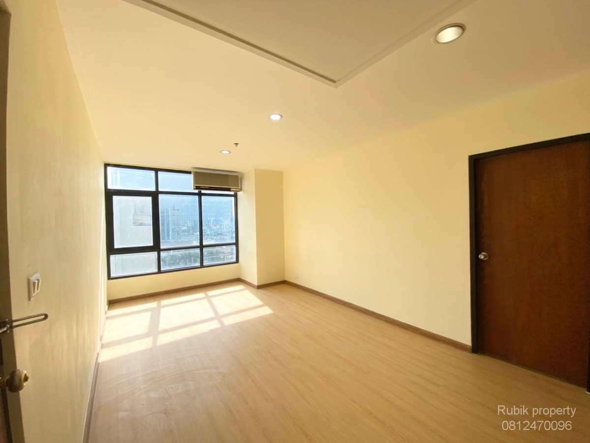 📍 **Urgent sale Phayathai Place (Phayathai Place) RB1846, rare location 