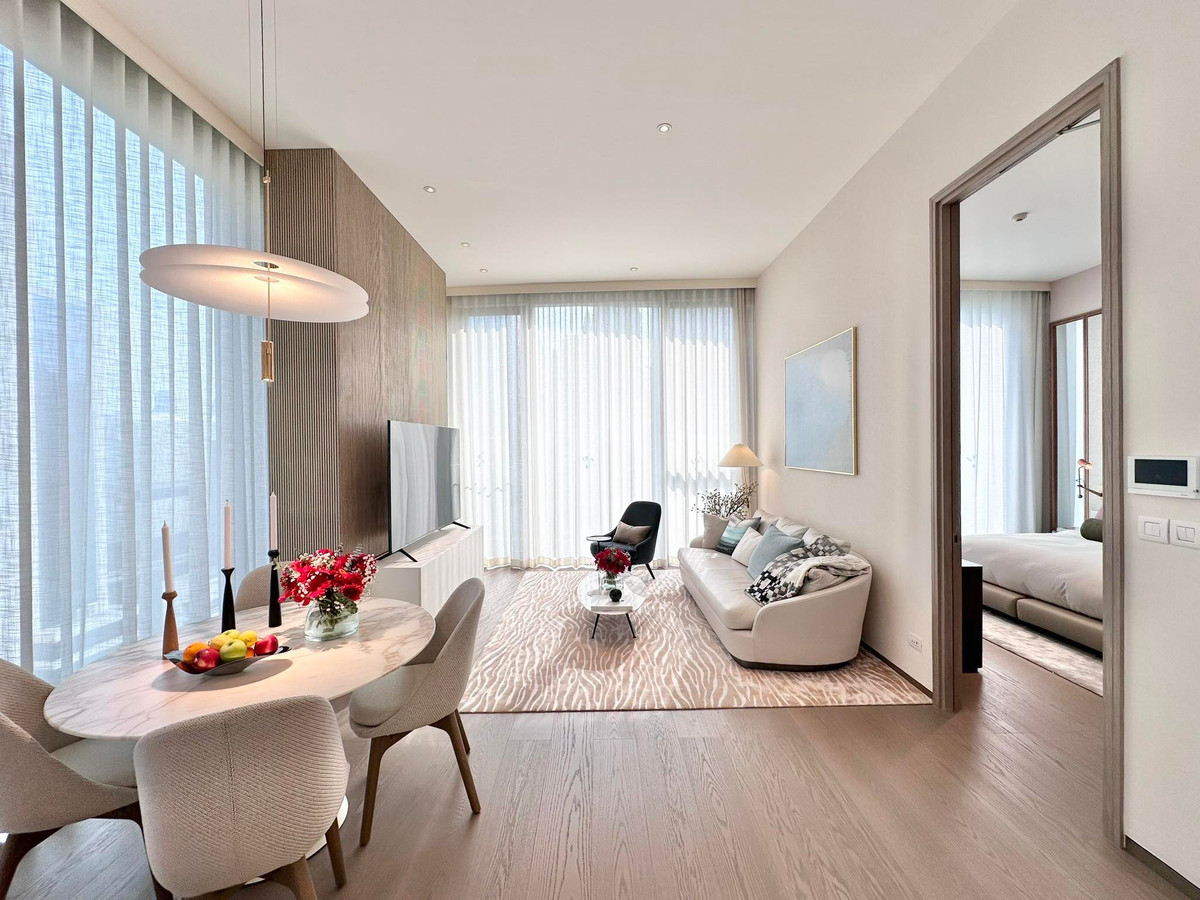 ST499/For rent SCOPE LANGSUAN, a new definition of Ultimate Class residence in the most expensive location in the country. ST499/For rent SCOPE LANGSUAN, a new definition of Ultimate Class residence in the most expensive location in the country.