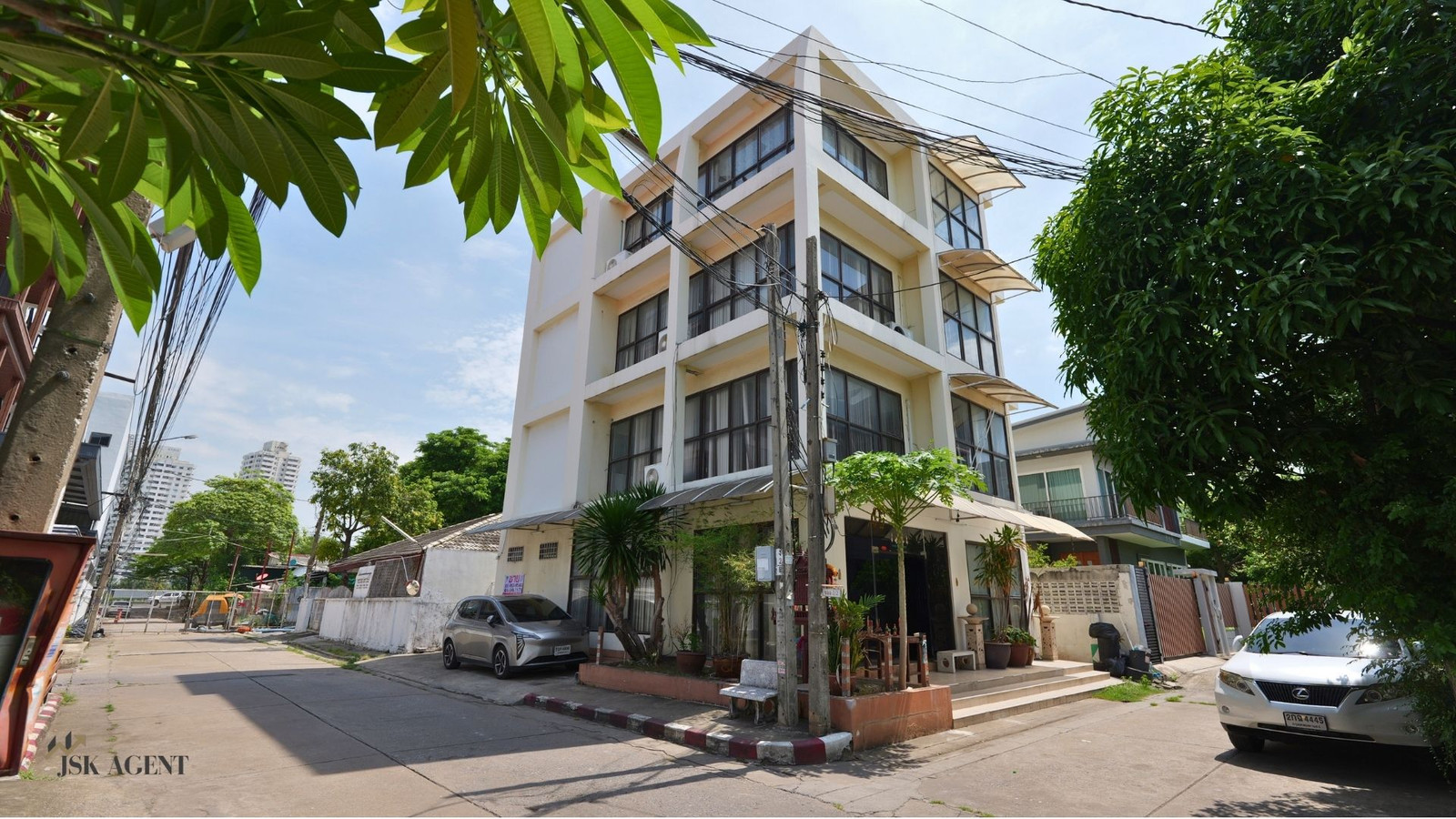 ให้เช่า Home Office & อาคารสำนักงาน 4 ชั้น หลังมุม “แยกลำสาลี – รามคำแหง 62” – รูปที่ 2