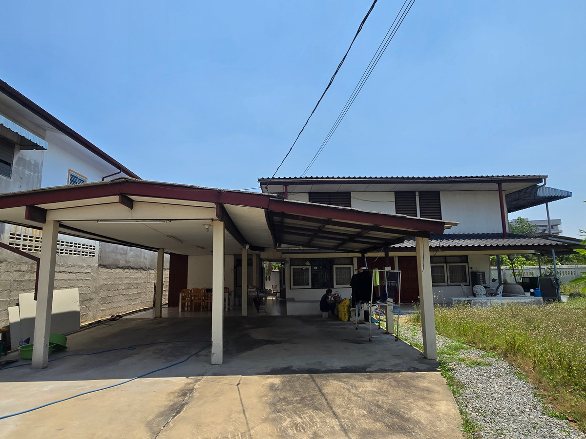 🏠 ด่วน! บ้านพร้อมที่ดินแปลงใหญ่ 203 ตรว. หลังโรงเรียนยอแซฟ ซอยหมอศรี สามพราน จ.นครปฐม ทำเลดี ไม่แพง – รูปที่ 4