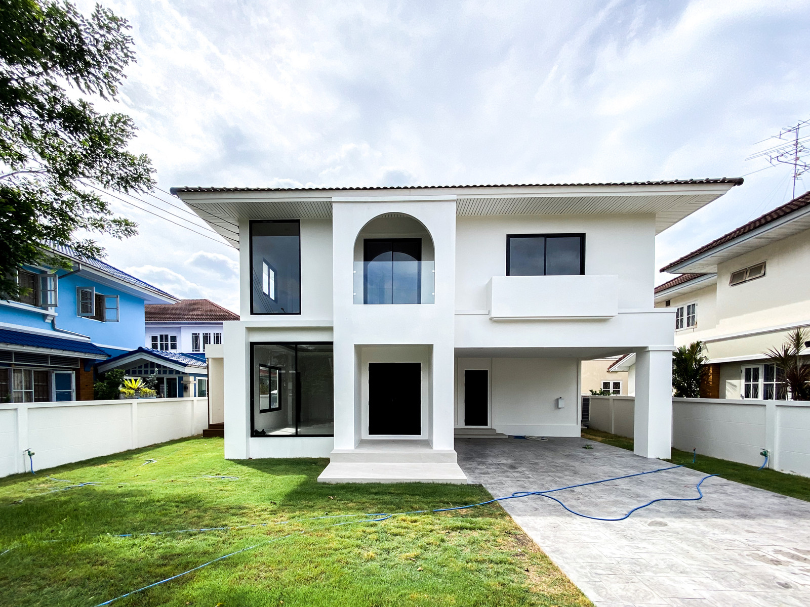 [For Sale] Perfect Place Rattanathibet — Newly renovated house, 4 bedrooms, 4 bathrooms, 80 sq m, 3-phase electricity, supports EV.