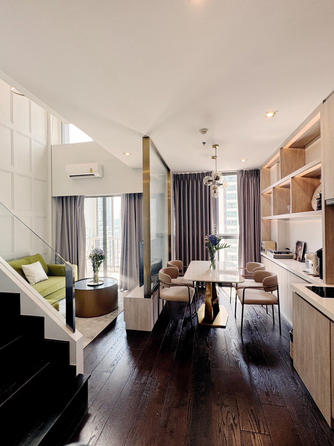 🔥 Condo for sale, Duplex style room prime location next to BTS Phaya Thai 🔥 Ideo Q Phayathai
