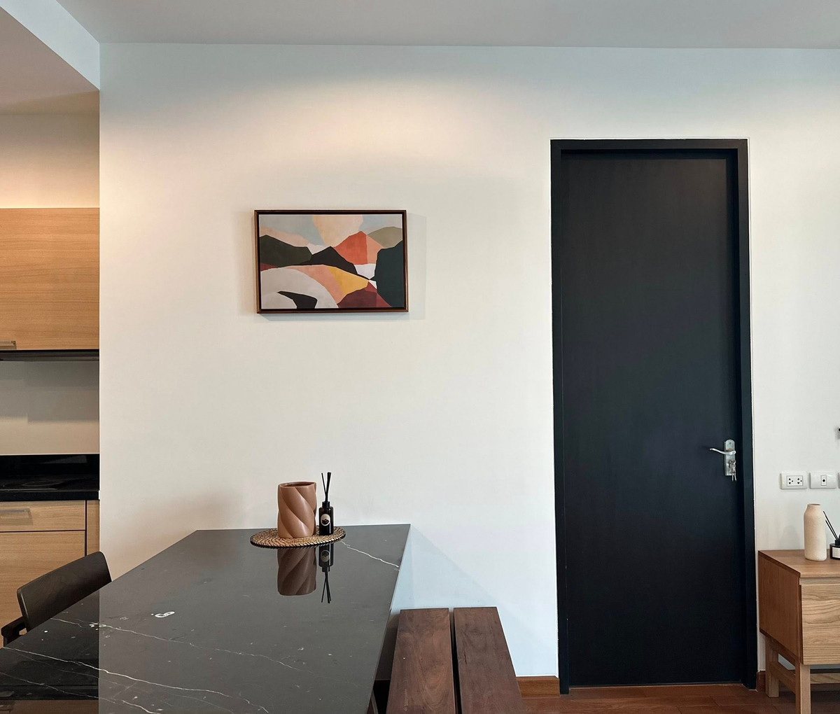 ให้เช่า The Address Chidlom 2 ห้องนอน ราคาดี ห้องมุม รีโนเวทใหม่ พร้อมเข้าอยู่  – รูปที่ 2