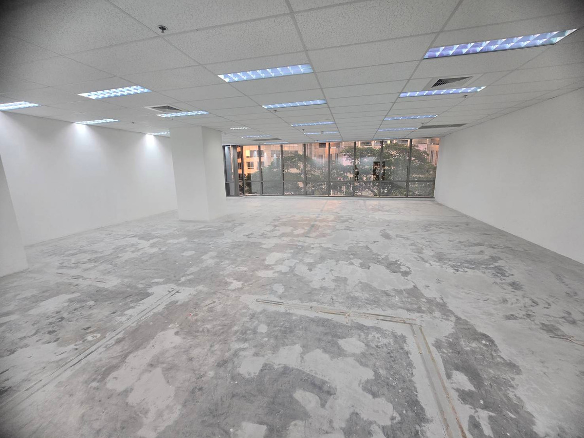 208 Wireless Office For Rent 120sqm 1,400 per sqm or 168,000 per month