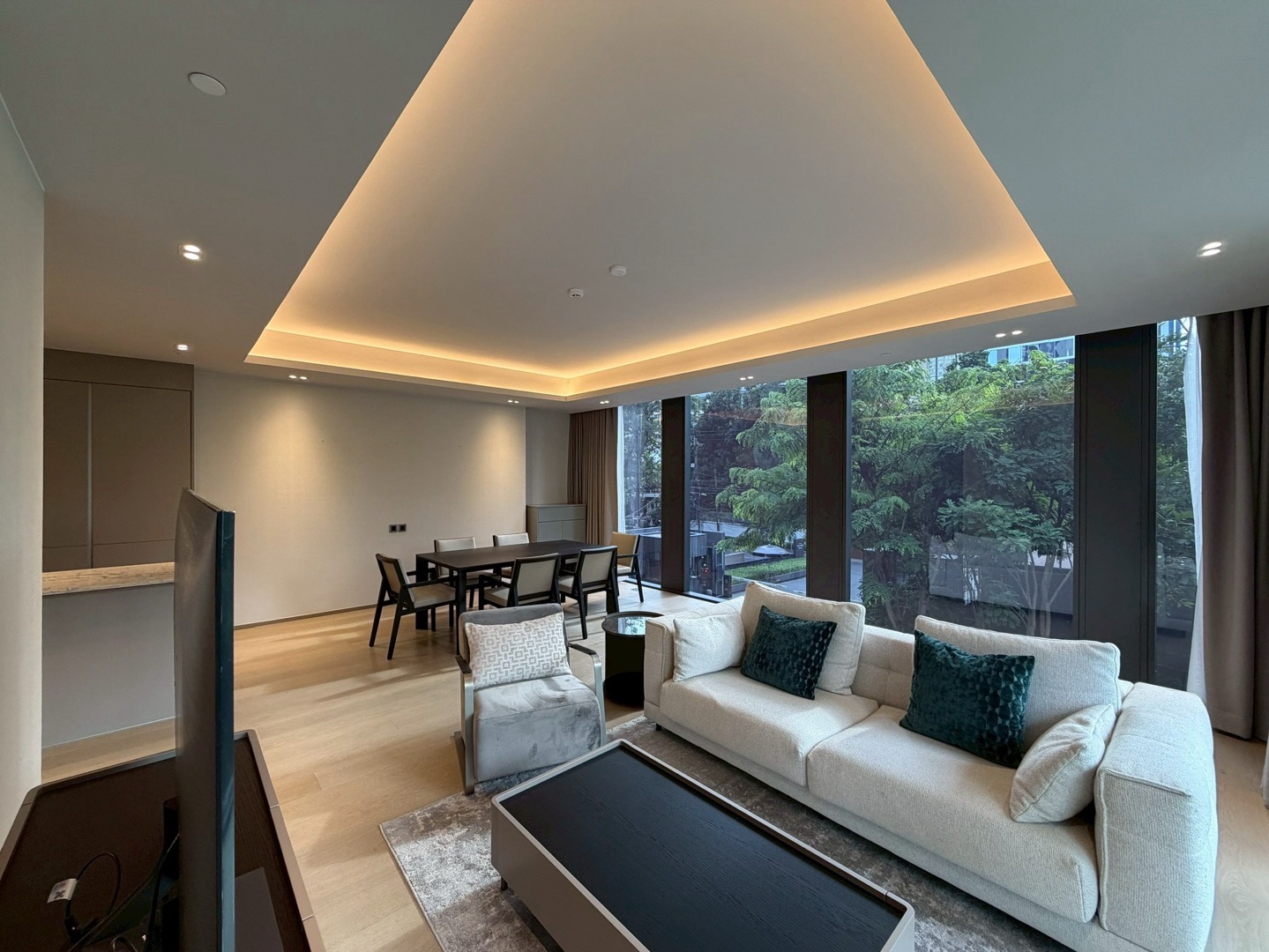 📣📣 For Rent | Tonson One Residence| 2 Bedrooms | 2 Bathrooms | Size 107 Sq.m. 📣📣 For Rent | Tonson One Residence| 2 Bedrooms | 2 Bathrooms | Size 107 Sq.m.