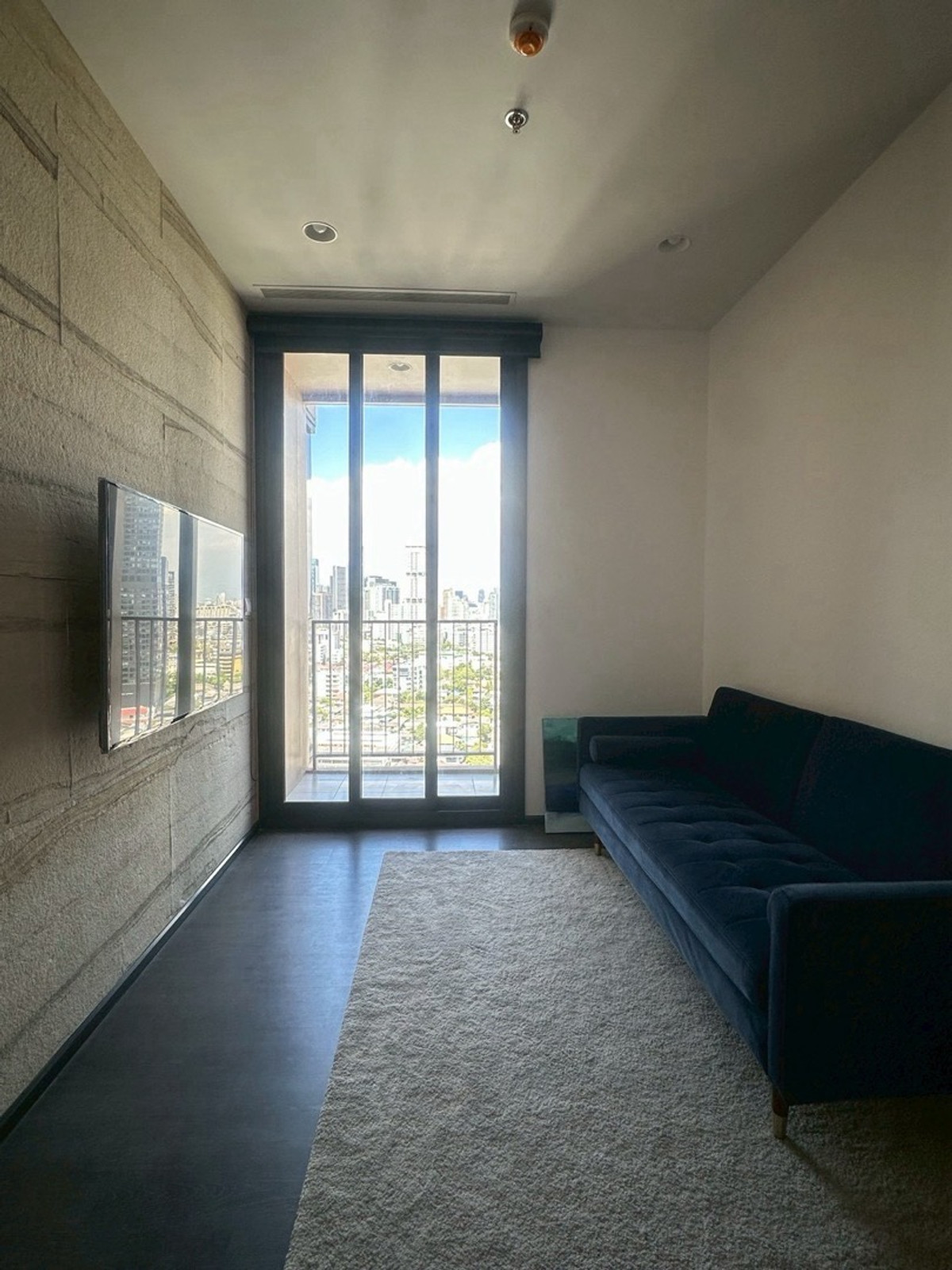 🔥Rent & Sale at Oka Haus 🔥1BR 1BR.🔥 20,000🔥5.9M 🔥34.75sqm. Floor21