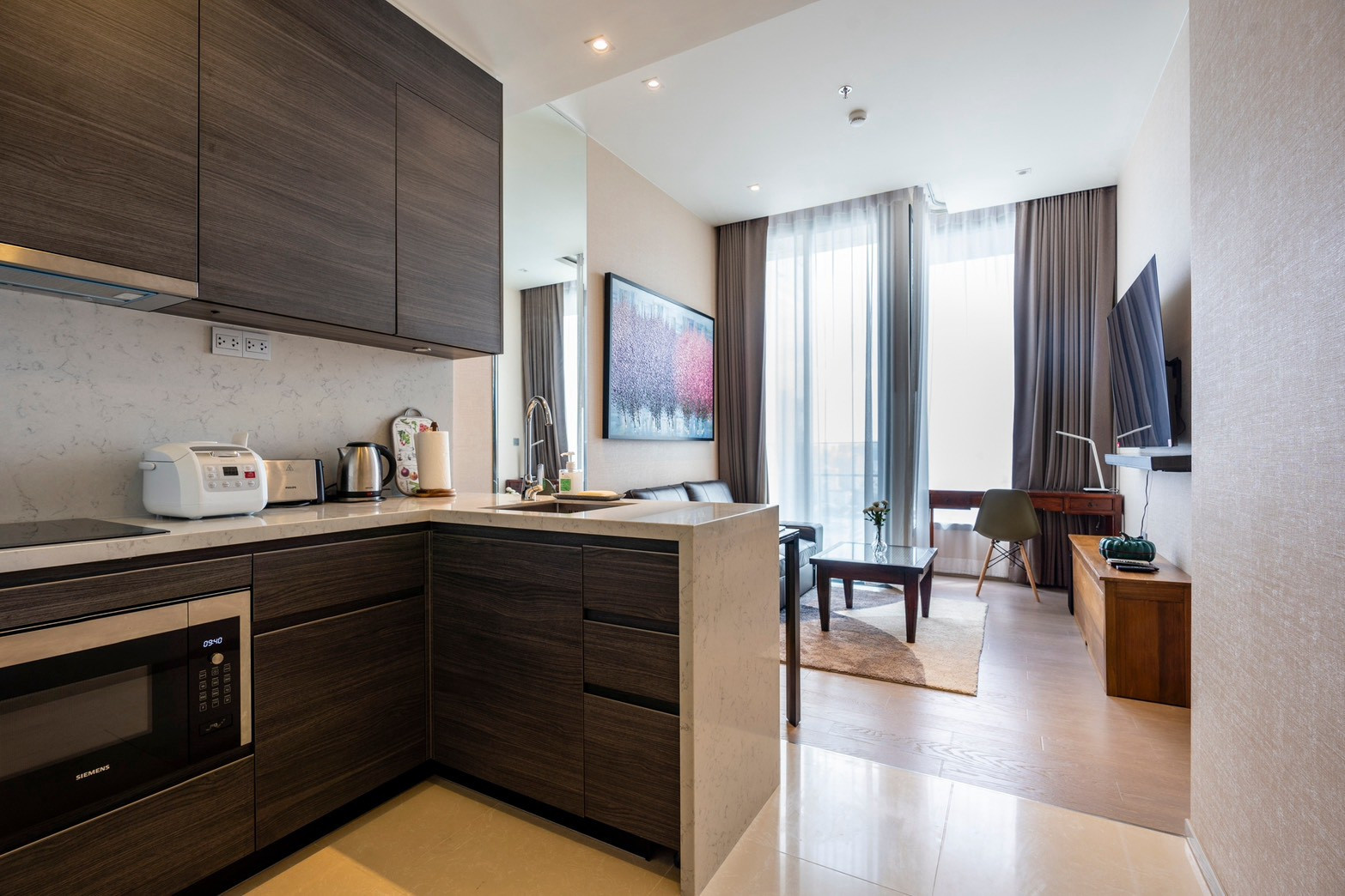 AVAILABLE NOW : FOR RENT - 1 BEDROOM 37 SQ.M --- CALL NOW 094-641-5974