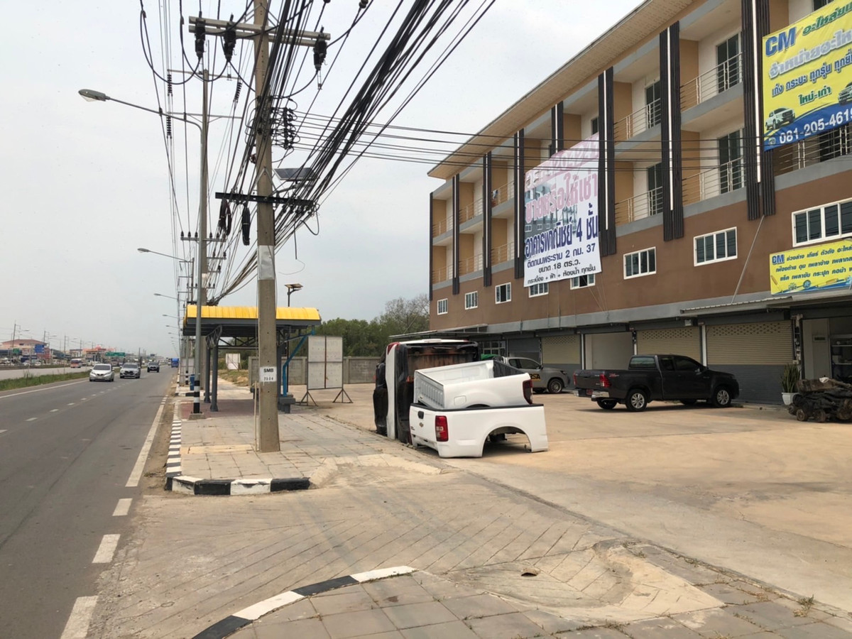 For rent or sale, 4-story commercial building, Subrungruang Project, next to Rama 2 Road, km. 36+800, Bang Krachao Subdistrict, Samut Sakhon. – รูปที่ 3