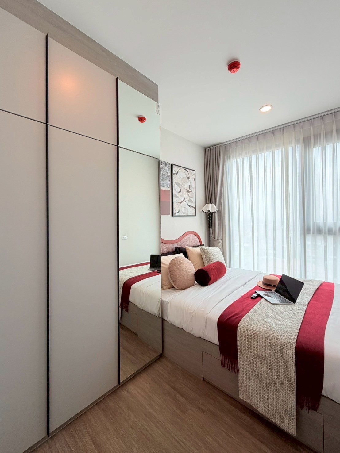 🎯 Top location that everyone wants to own. Along the main road in the heart of Bangsaen, Origin Play Bangsaen starts at 2.39 million* 📞 Call. 093-1681685 / Line: @whitesand 🎯 Top location that everyone wants to own. Along the main road in the heart of Bangsaen, Origin Play Bangsaen starts at 2.39 million* 📞 Call. 093-1681685 / Line: @whitesand
