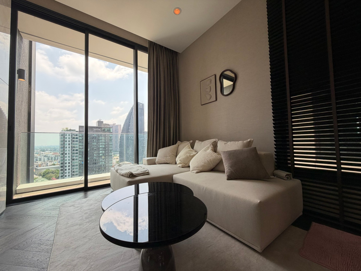 ให้เช่า The Esse Sukhumvit 36 ห้อง 2 นอน 72 ตร.ม. ใกล้ BTS ทองหล่อ 100 ม. พร้อมอยู่ เฟอร์ครบ คอนโดหรู ให้เช่า The Esse Sukhumvit 36 ห้อง 2 นอน 72 ตร.ม. ใกล้ BTS ทองหล่อ 100 ม. พร้อมอยู่ เฟอร์ครบ คอนโดหรู