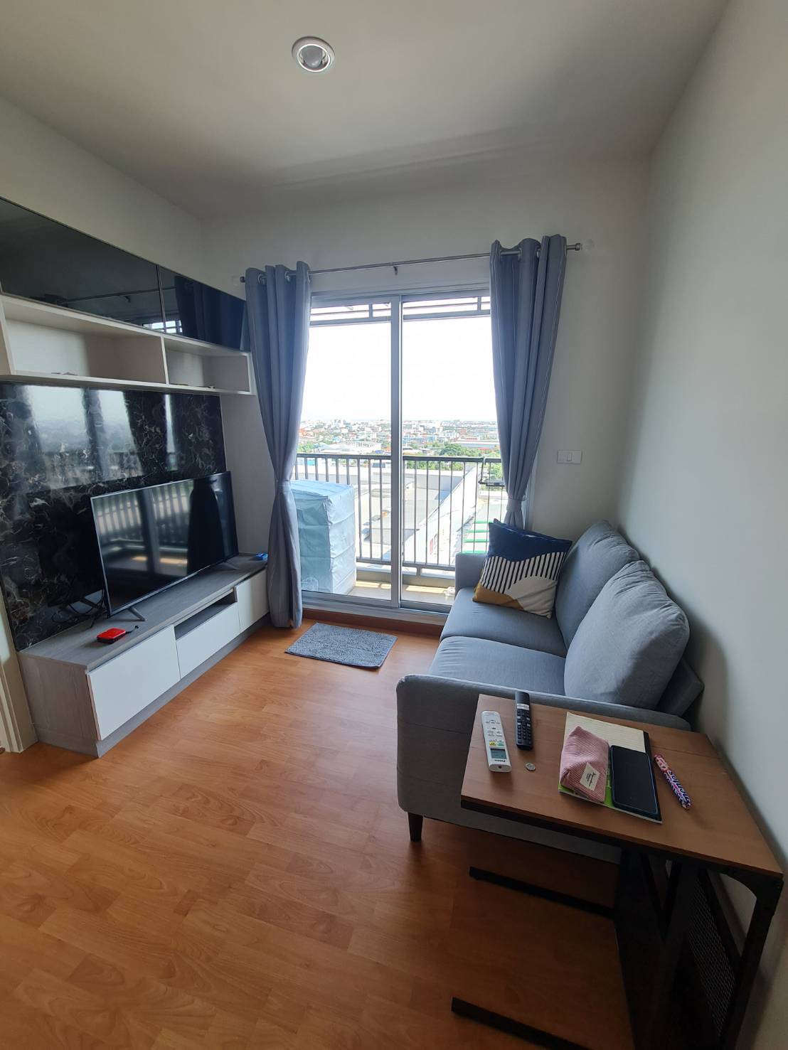 Condo for sale, The President, 14th floor, size 35 sq m., price 2.4 million. Condo for sale, The President, 14th floor, size 35 sq m., price 2.4 million.