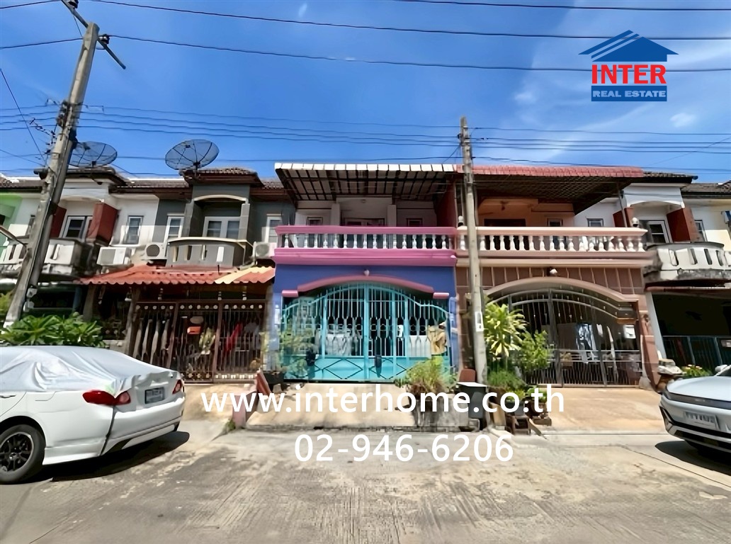 Townhouse, 2 floors, 20 sq m, Phetkasem Village 2, near The Mall Bang Khae, Soi Phetkasem 55/2, Phetkasem Road, Nong Khaem District, Bangkok.