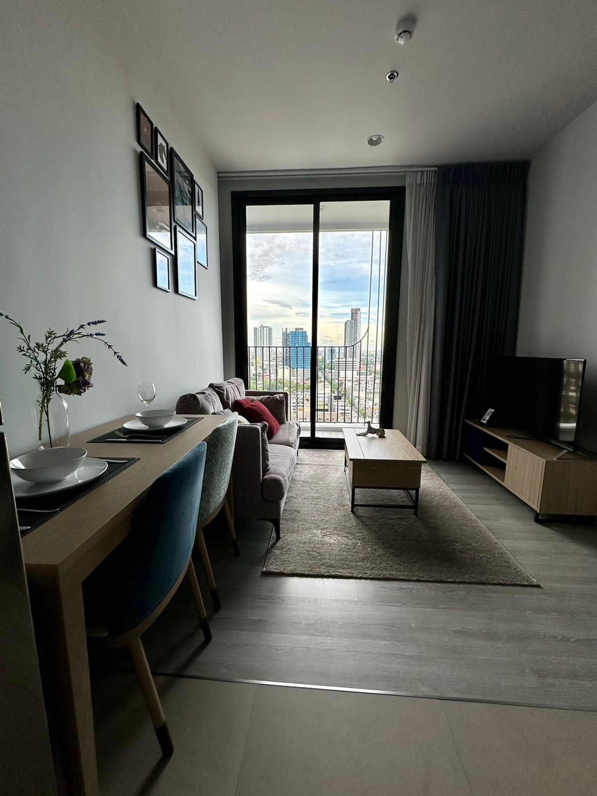 For sale-rent XT Ekkamai 31.5 sq m, 19th floor, beautiful room, unobstructed view,  sells it himself.