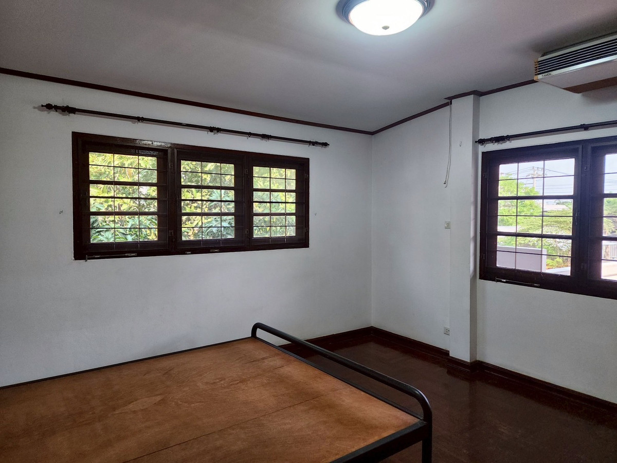 House for sale with land, Ramintra 5, intersection 7-9, near Ramintra Road, just 3 minutes. – รูปที่ 4