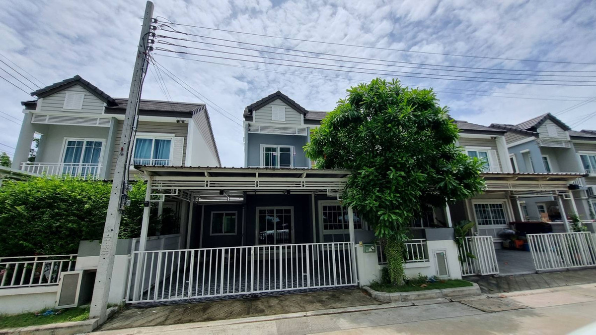 96915 - Sale/Rent Sale For Rent 2-story semi-detached house, Areeya Village, The Village, Chaiyaphruek - Wongwaen Flace 6, Sai Noi Subdistrict, Sai Noi District, Nonthaburi Province.