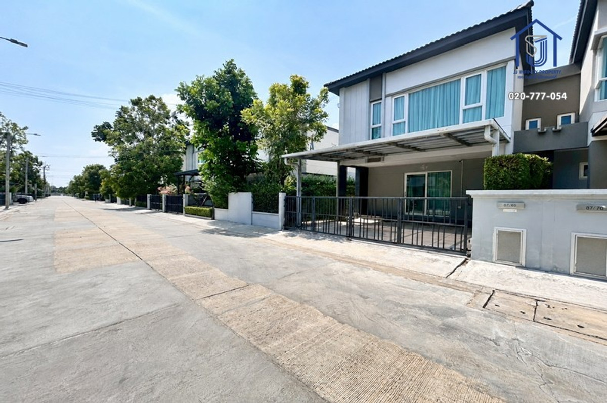 2-story twin house for sale, Grand Pleno Bangna On Nut, Soi King Kaew 37, near Suvarnabhumi Airport. 2-story twin house for sale, Grand Pleno Bangna On Nut, Soi King Kaew 37, near Suvarnabhumi Airport.