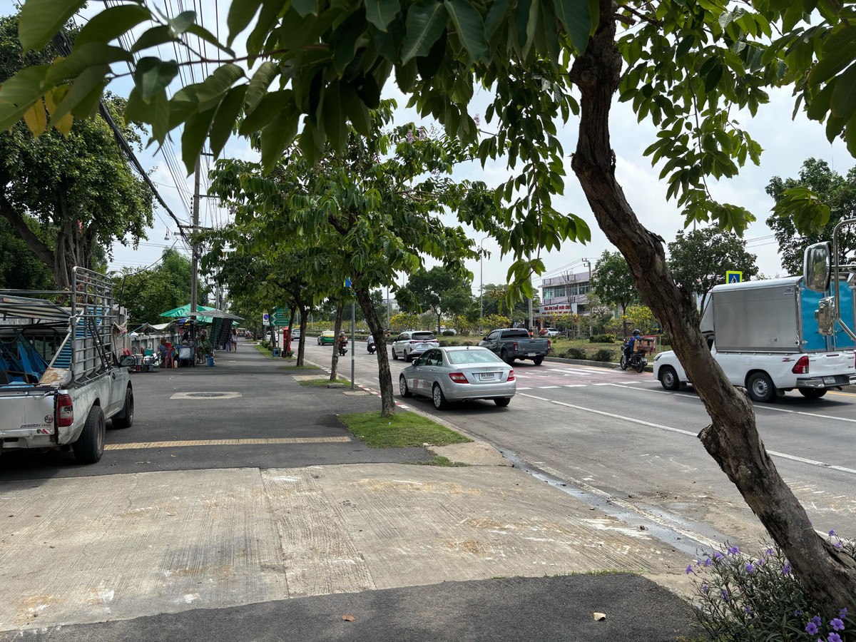 ที่ดินติดหน้าถนนพุทธมณฑลสาย 3 ถมแล้วพร้อมใช้ ใกล้เพชรเกษม ทำเลศักยภาพสูง หน้ากว้างผืนใหญ่ เหมาะกับโครงการเชิงพาณิชย์ – รูปที่ 3