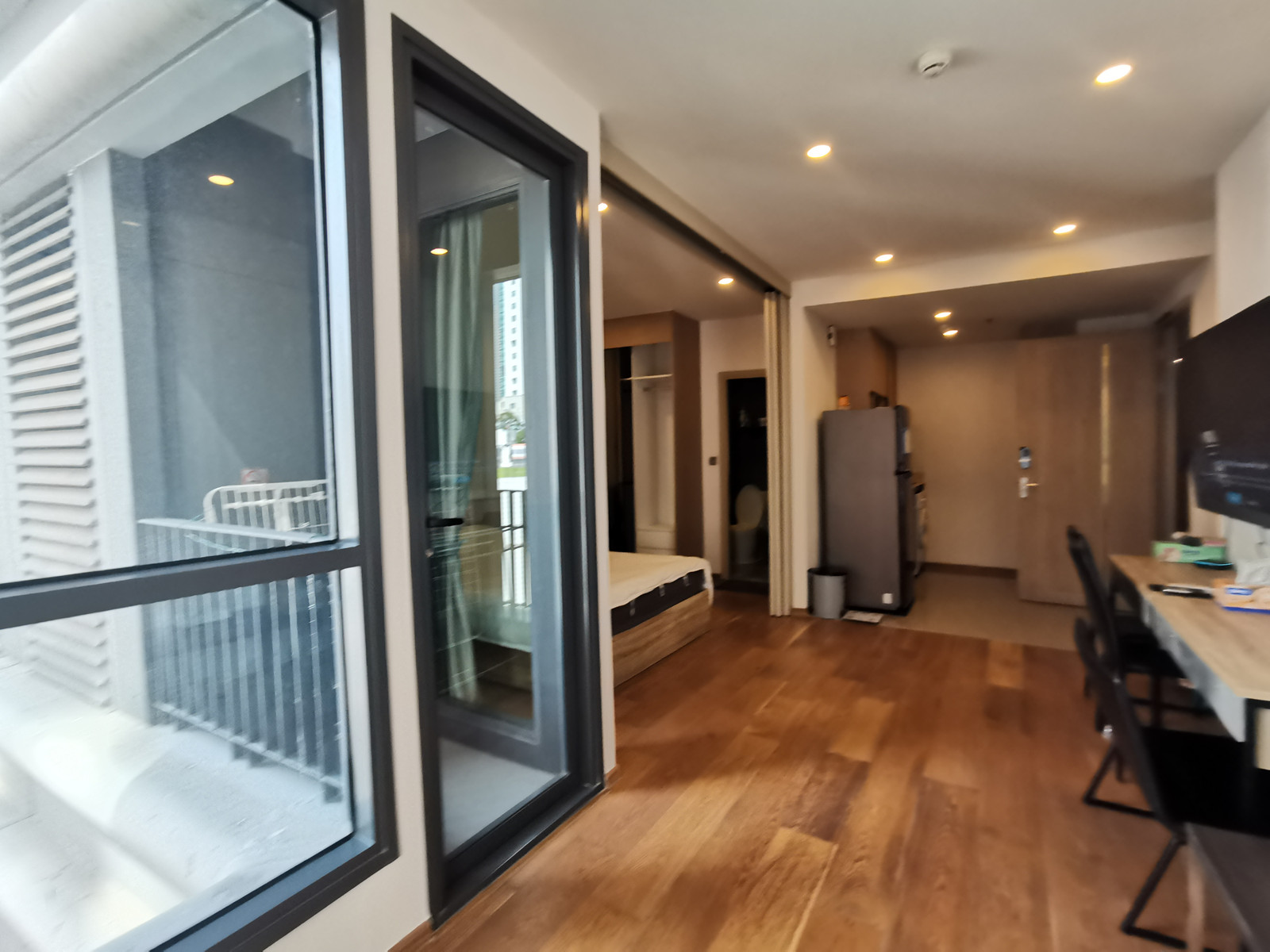 ให้เช่า 1 ห้องนอน คิว ชิดลม ทำเลใจกลางเมือง คิว ชิดลม - เพชรบุรี – รูปที่ 2