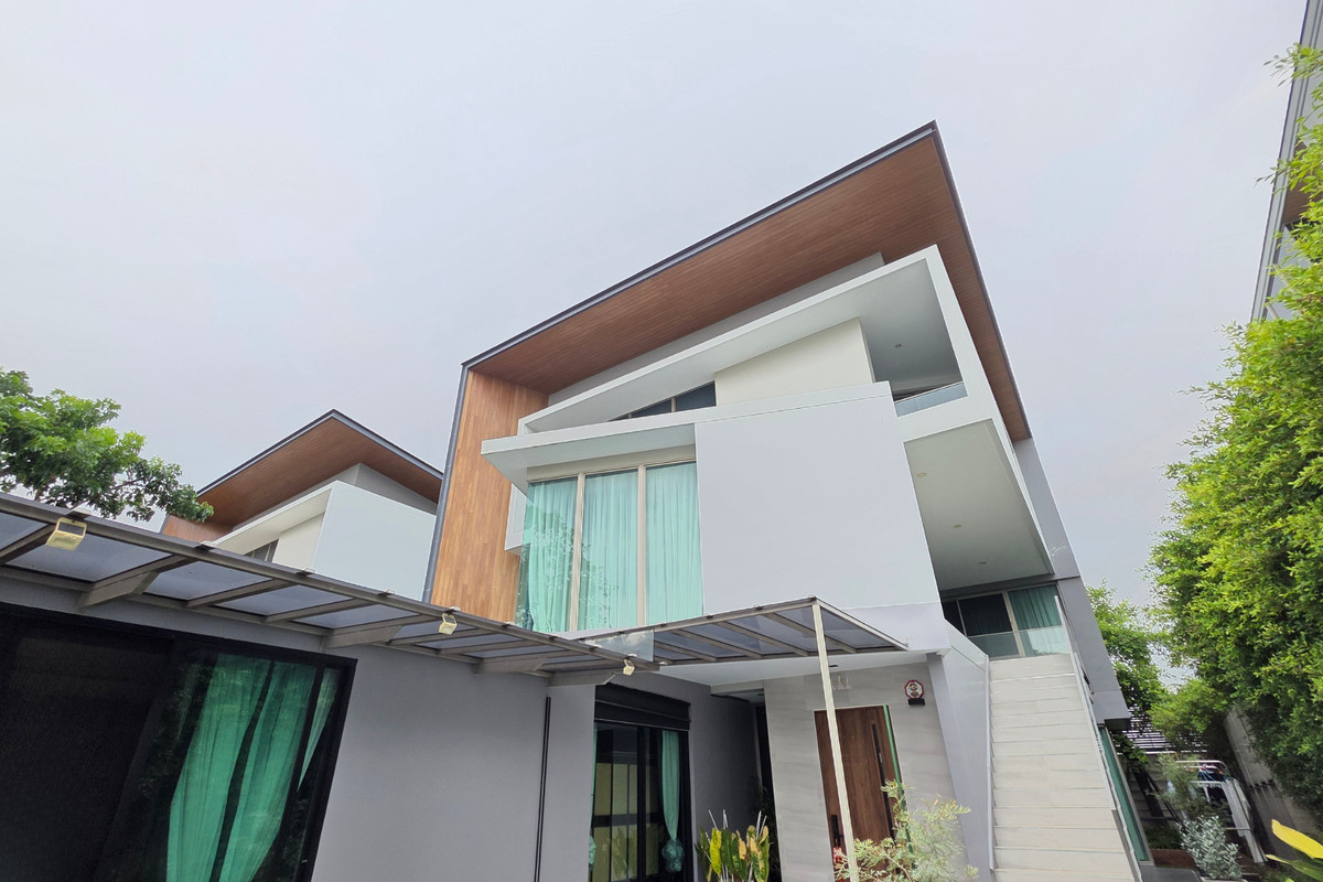 ✨ The Masterpiece! Nirvana Beyond Rama 9-Krungthep Kreetha | 500 sqm LUXE Type 💎 Solar Cell Installed 🔥 Sale/Rent