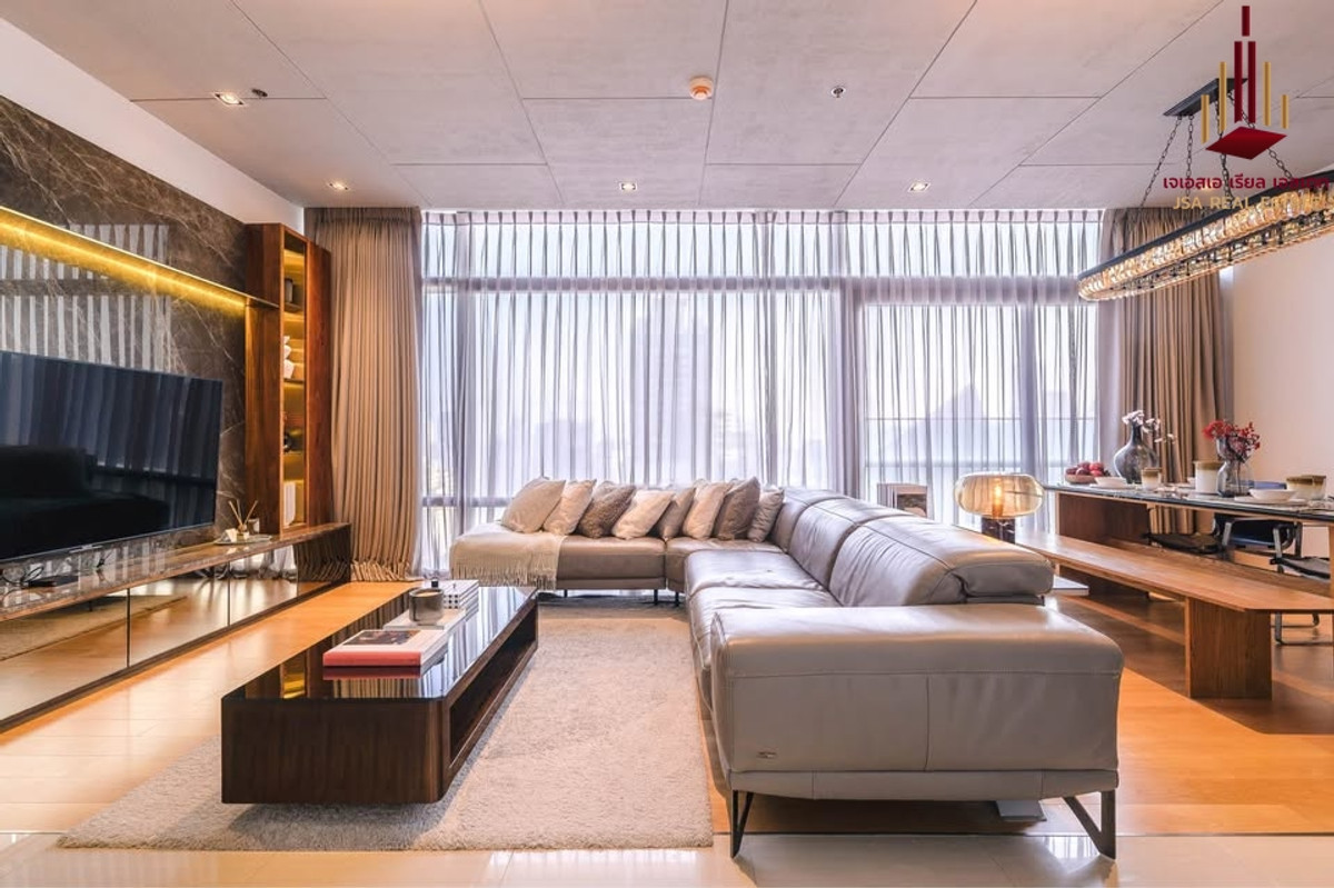 ✨ For Rent: Circle Living Prototype Condo ✨ 💰 Only 80,000 THB/month ✨ For Rent: Circle Living Prototype Condo ✨ 💰 Only 80,000 THB/month