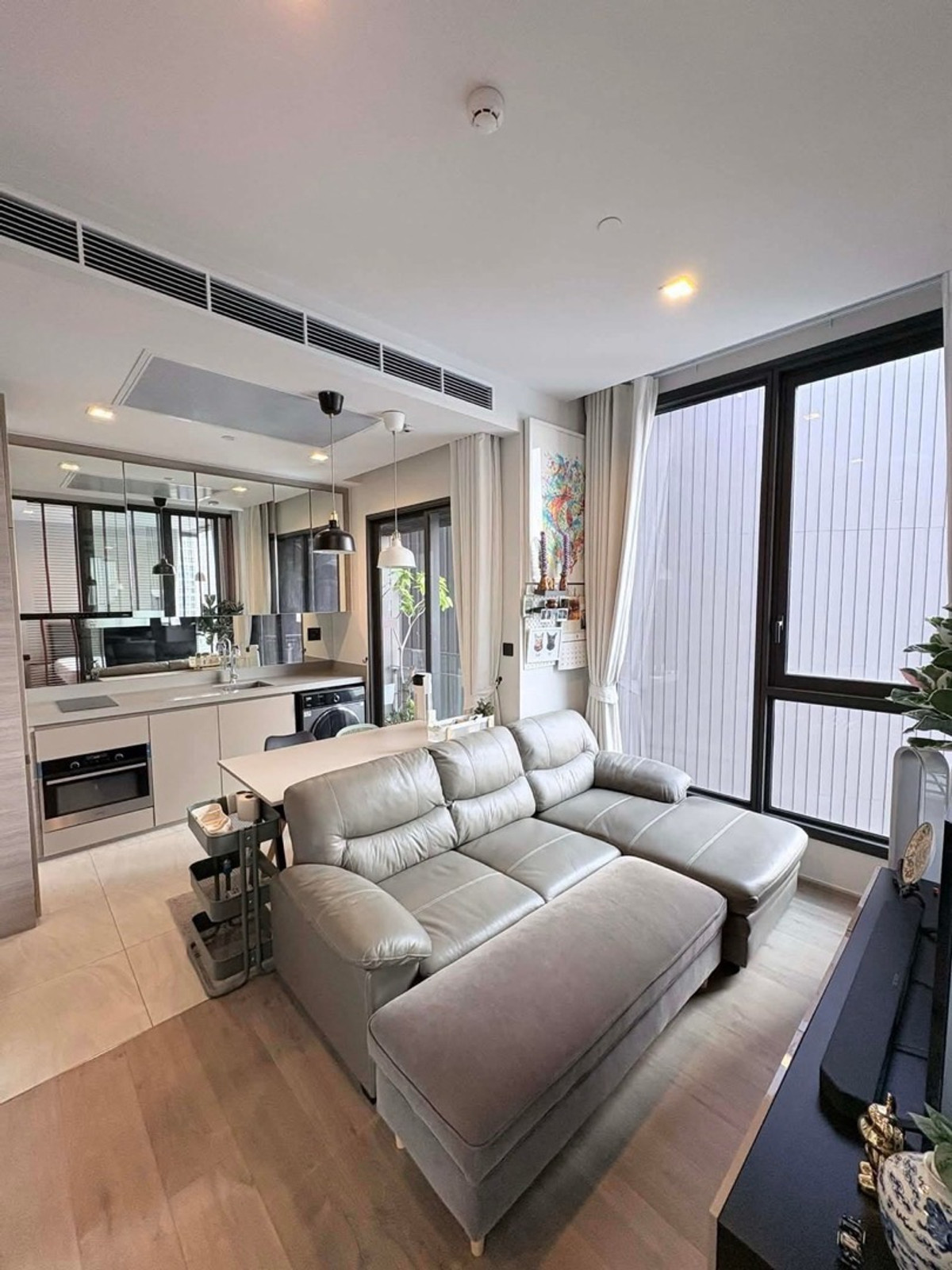 ขายด่วน !! The Crest Park Residences – ห้าแยกลาดพร้าว ชั้น 10 ขนาด 35 ตร.ม 1ห้องนอน 1 ห้องน้ำ เฟอร์นิเจอร์ครบ จบ ย้ายกระเป๋าเข้าอยู่ได้ทันที!! 6,450,000 บาท ราคานี้หมดแล้วหมดเลยค่ะ ไม่มีแล้วจ้า