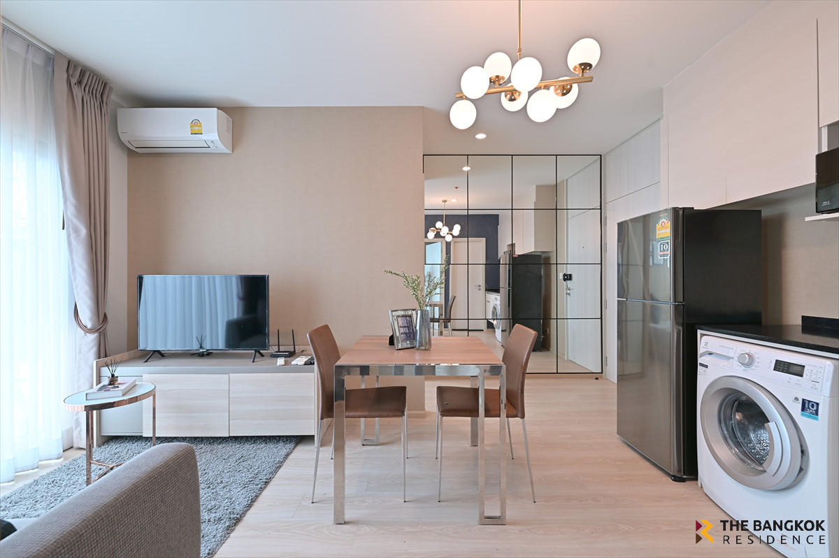 🌇 Beautiful City View Condo at Noble Revolve Ratchada 2 near MRT Thailand Cultural Centre