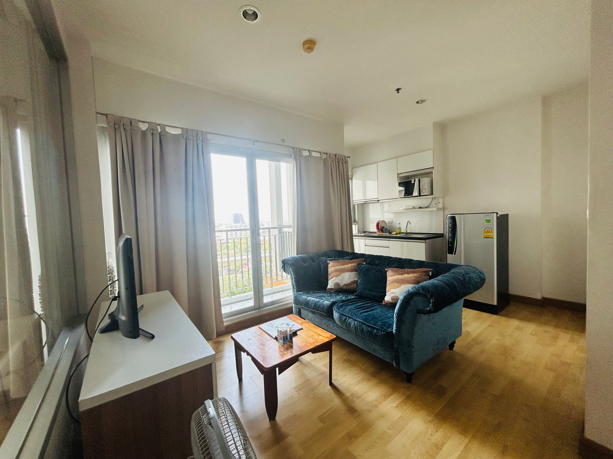 For rent and sale Garden and swimming pool view room, The parkland Taksin - Thapra For rent and sale Garden and swimming pool view room, The parkland Taksin - Thapra