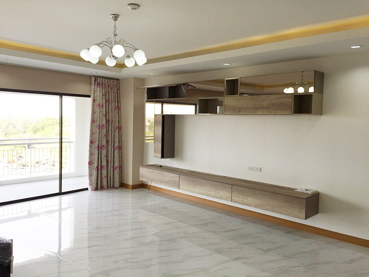 Rent/Sale Panya Resort Condominium @Central Sriracha 160 sq.m 2 Beds 2 Baths Mountain view, Fully furnished, Ready to move in / Call : 086-151-6660 Rent/Sale Panya Resort Condominium @Central Sriracha 160 sq.m 2 Beds 2 Baths Mountain view, Fully furnished, Ready to move in / Call : 086-151-6660