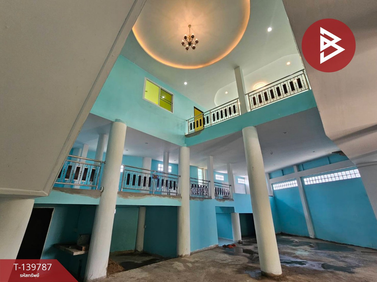 2-story commercial building for sale, corner unit, Laplae District, Uttaradit, wide area, good location. – รูปที่ 3